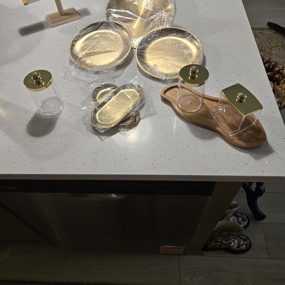 Elegant Gold and Clear Bathroom Organizers, Other, NIP